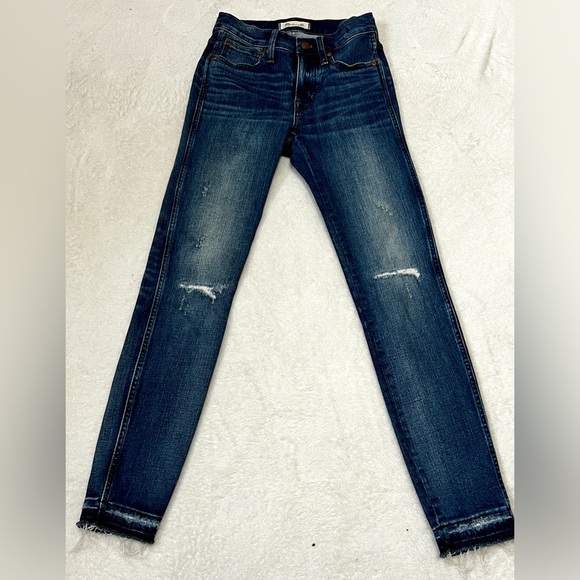 Madewell 9" High-Rise Distressed Skinny Jean - Size 24 - Picture 2 of 13